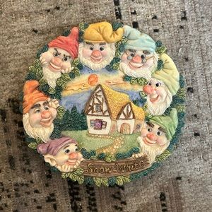 Snow White decor plate